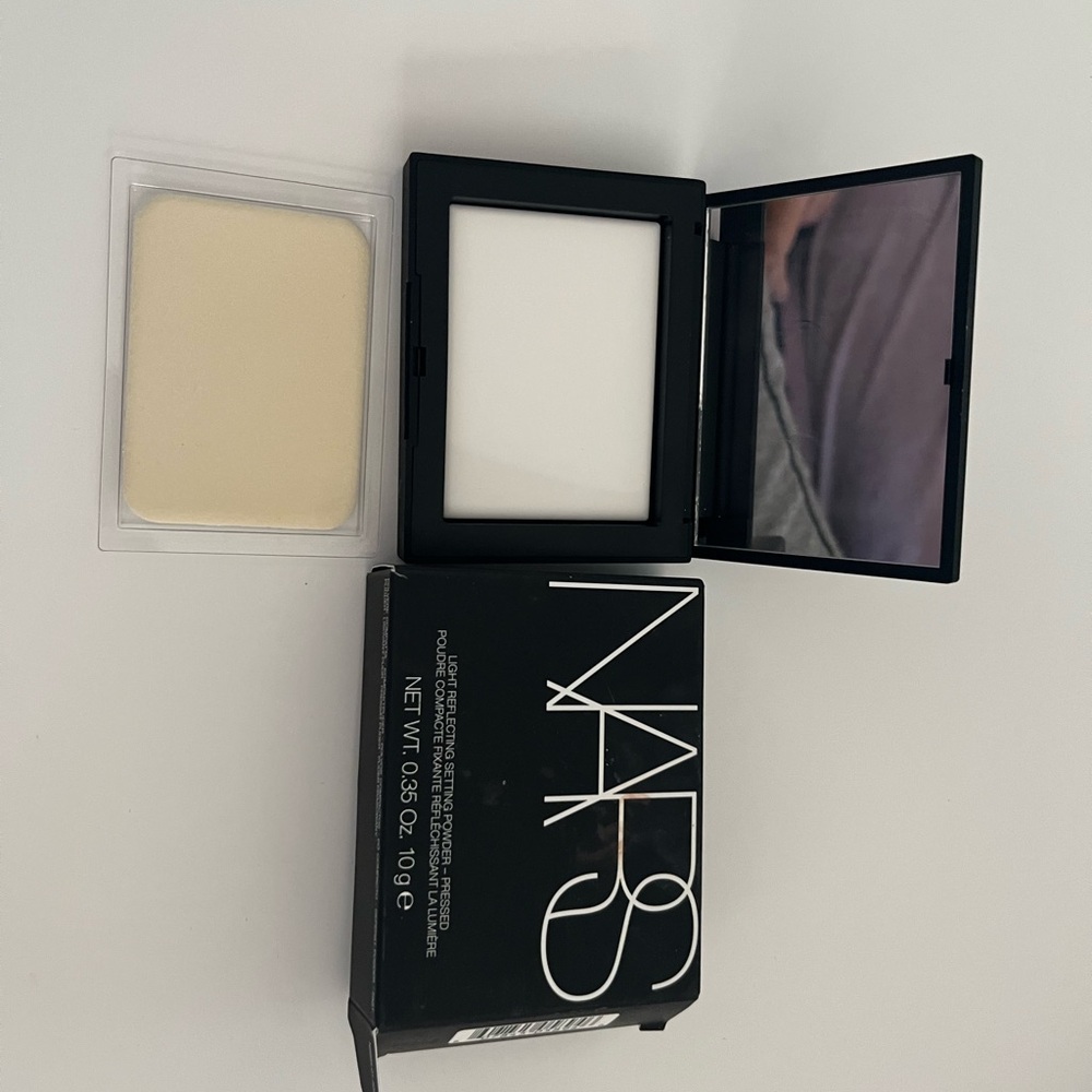 NARS Light Reflecting Setting Powder Pressed CRYSTAL NEW NIB